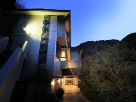 自家源泉かけ流しの宿　箱根翠泉