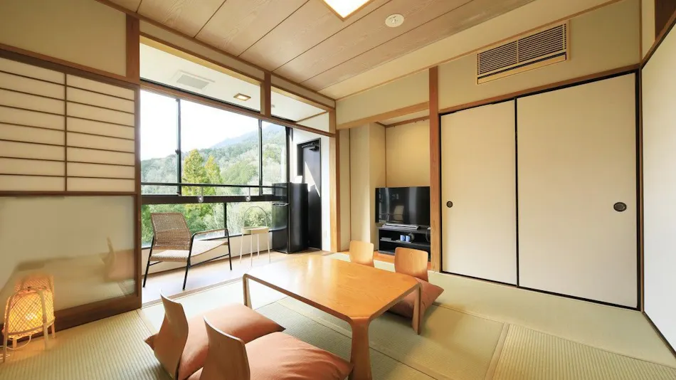 Hakone Suisen: Inn with Private Hot Spring Source