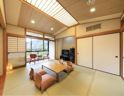 デラックスジャパニーズルーム