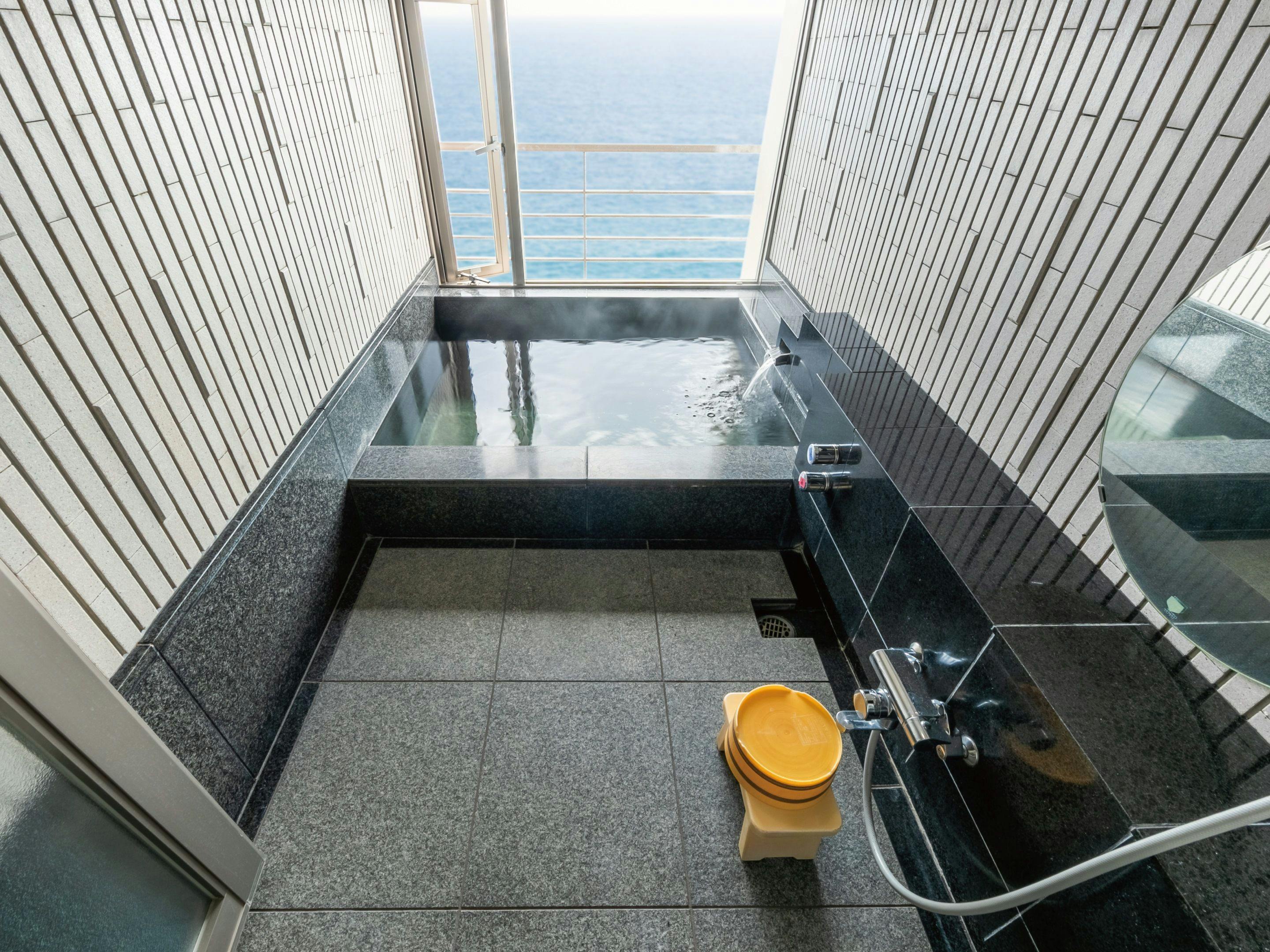 Atagawa Onsen Blue Ocean