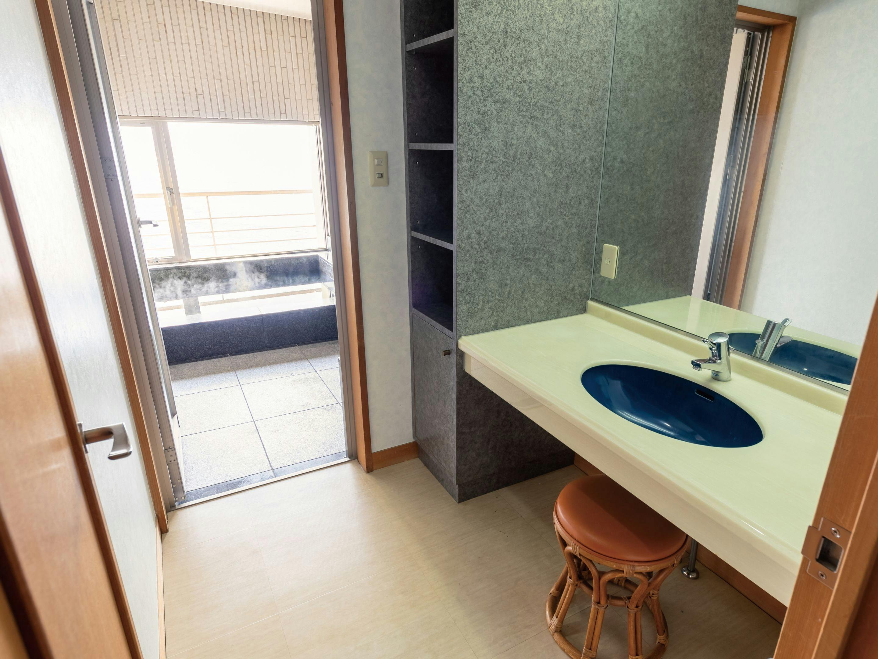 Atagawa Onsen Blue Ocean