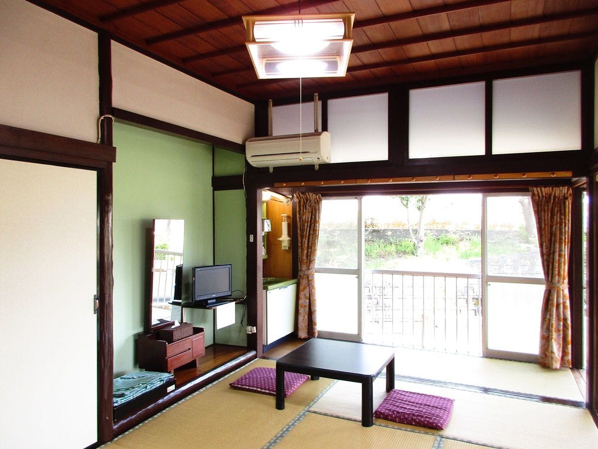 ห้องสไตล์ญี่ปุ่นขนาด 8 เสื่อทาทามิ