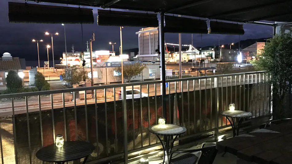 Uno Port Inn