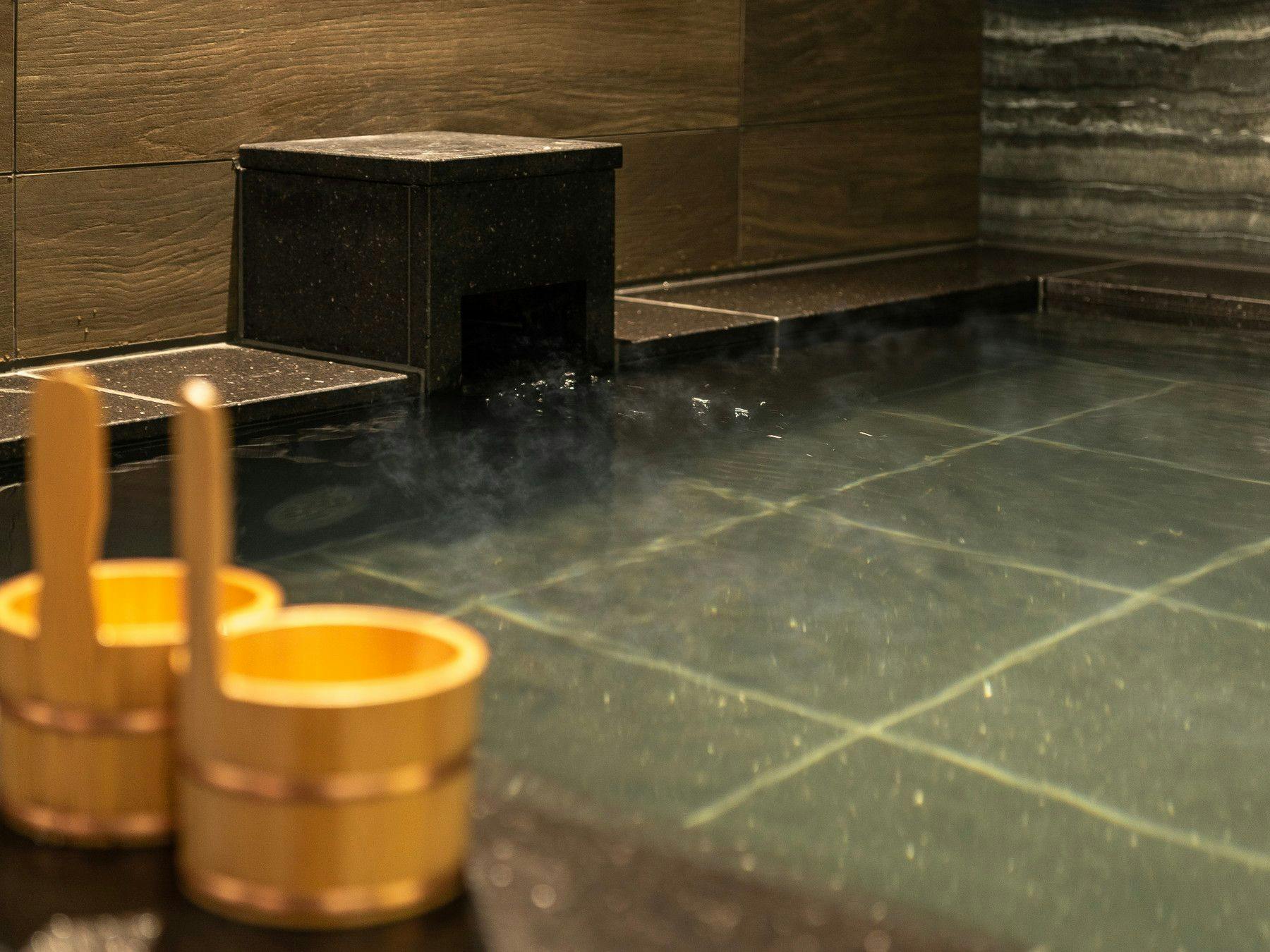 Super Hotel Nagoya Natural Hot Spring Shinkansen Exit "Natural Hot Spring Meijo Kinshachi no Yu"