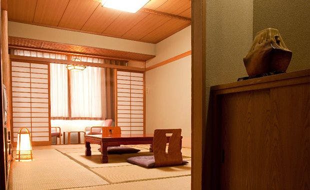 산쪽 일본식 객실