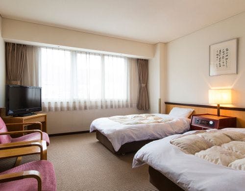 【山側洋室ツイン】