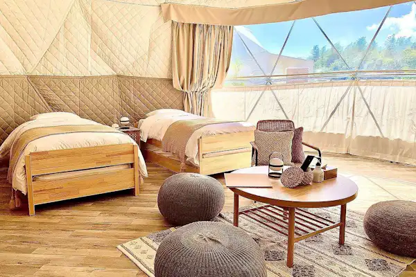 ซิงเกิลโดม: ภายในห้อง