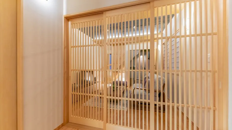 Yadoya Yanagi Street West Building