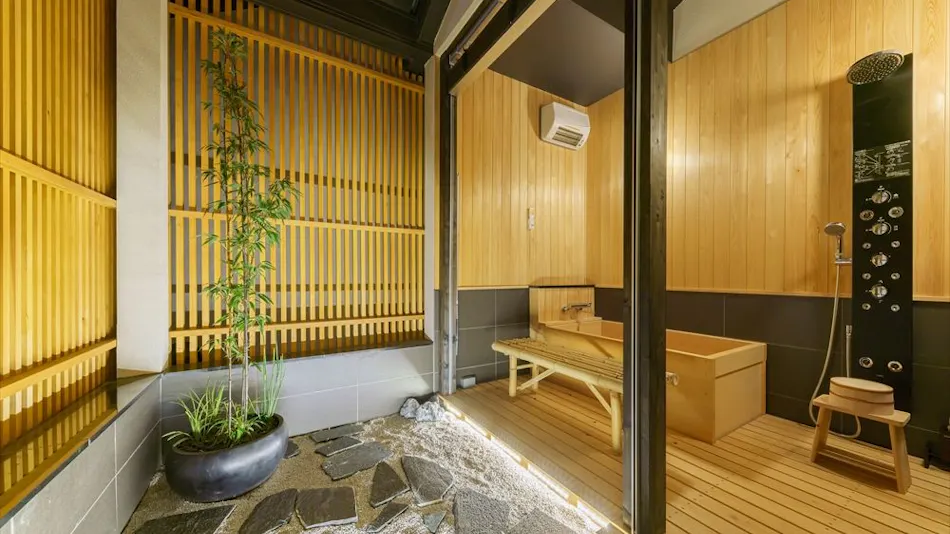 Yadoya Yanagi Street West Building