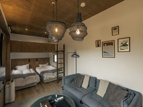 ดี เคบิน