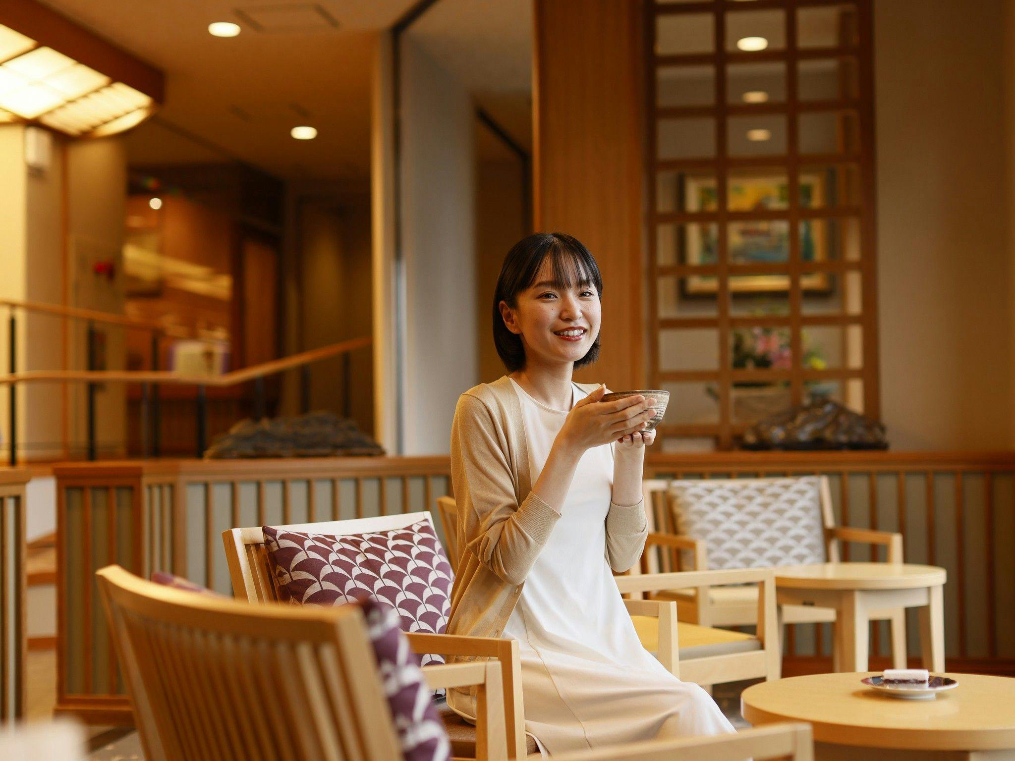 เครื่องดื่มต้อนรับได้รับแรงบันดาลใจจากมัตสึเอะที่มีชื่อเสียงเรื่องชา