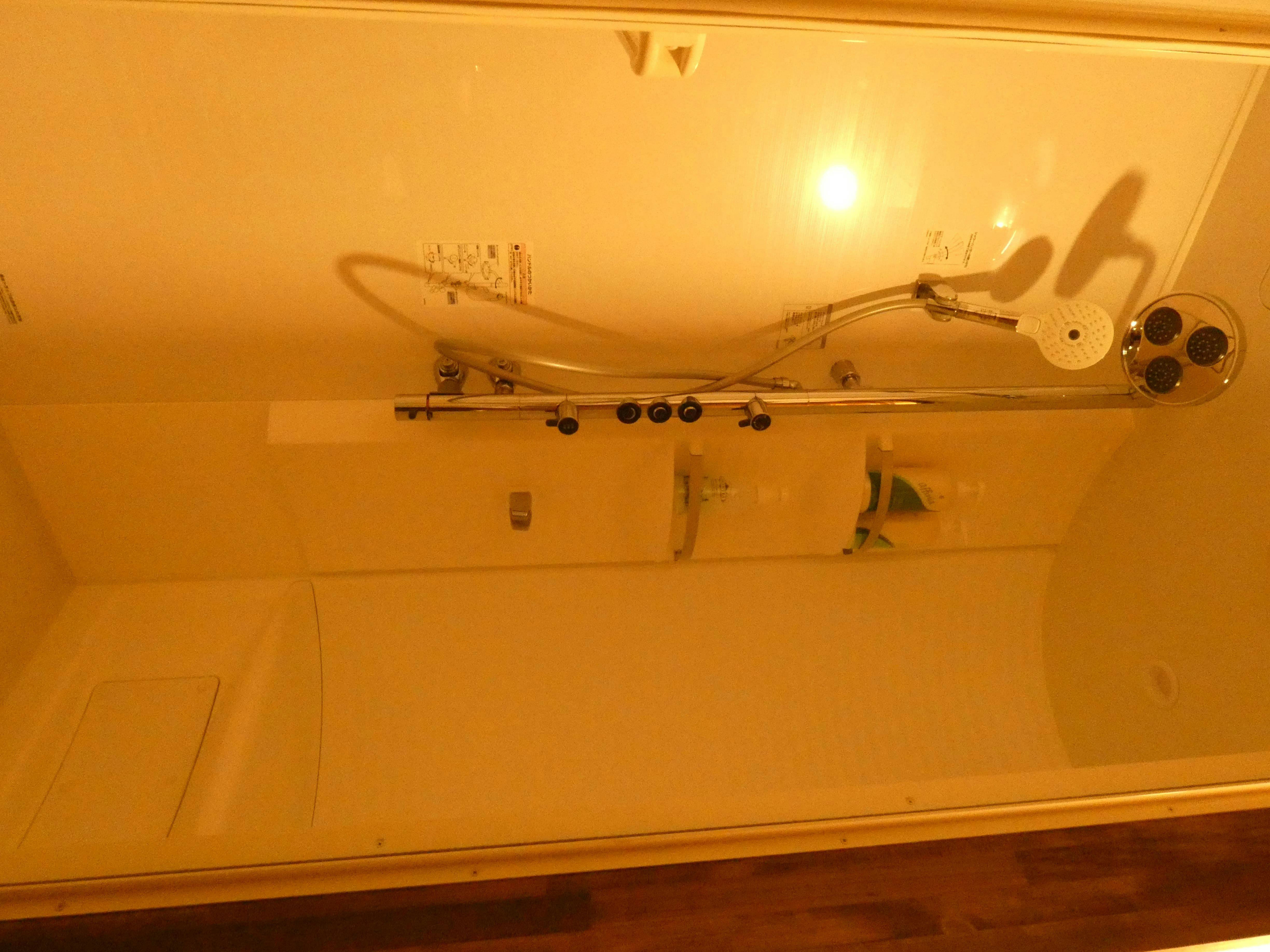 ฝักบัว Omotenya