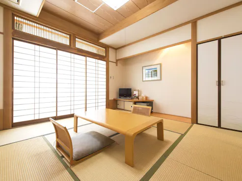 【ห้ามสูบบุหรี่】ห้องสไตล์ญี่ปุ่น 8 เสื่อ / 28 ตารางเมตร (เสื่อฆ่าเชื้อ)