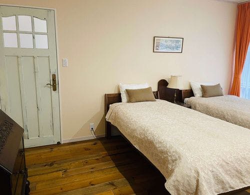 W202瞳(ひとみ)ベッドルーム