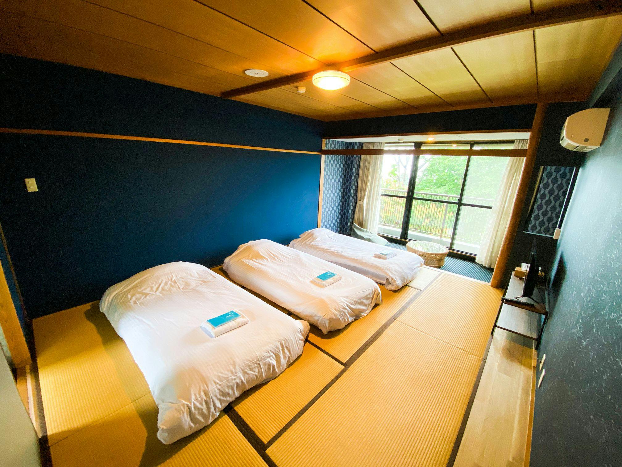 Tipe kamar Jepang-Barat satu ruangan (Triple)