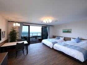 としまや別荘　海と空と・・・