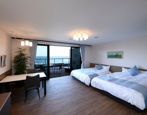 クイーンベッド2台