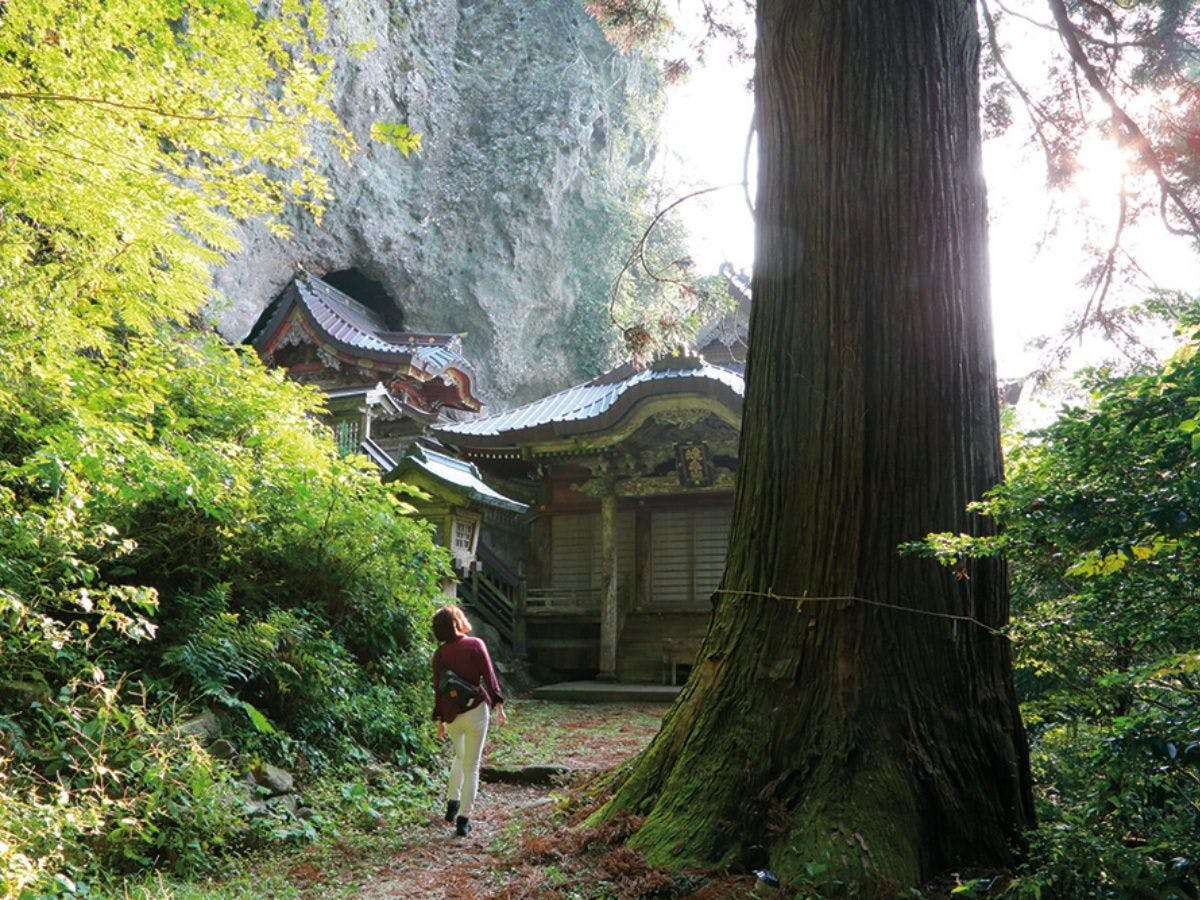 【Fasilitas Sekitar】Yaki-bi Jinja