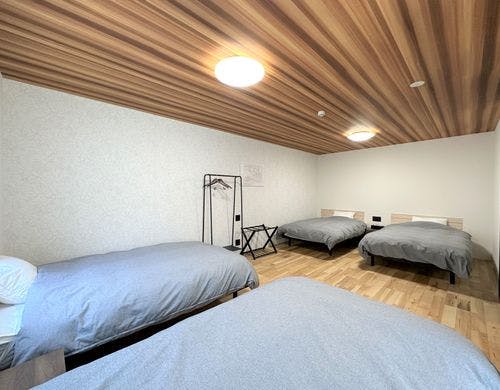 ROOM 1（4名部屋）