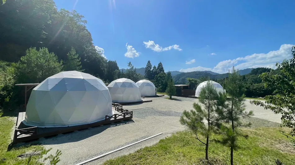 K&B Glamping Castle in the Sky