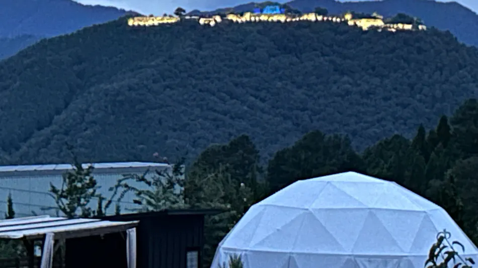 K&B Glamping Castle in the Sky