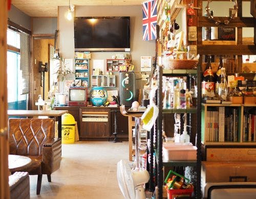 床は柔らかいマットを敷いています。