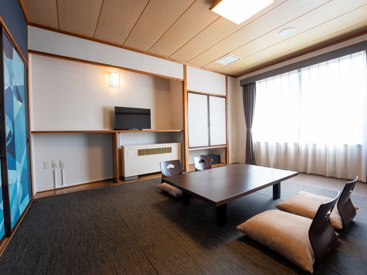 ห้องพักสไตล์ญี่ปุ่นมาตรฐาน 8 เสื่อทาทามิ (ชั้นล่าง)