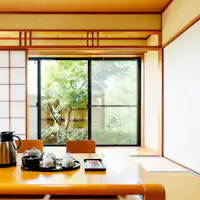 Kamar Gaya Jepang dan Barat