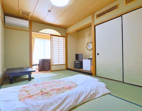 6畳和室（トイレ付）