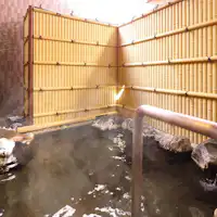 ติดกับห้องอาบน้ำในตัว