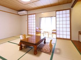 鹿教湯温泉　くつろぎの宿　黒岩旅館
