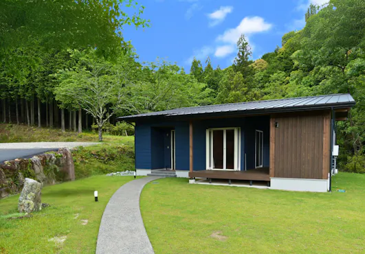 TREK ภายนอก