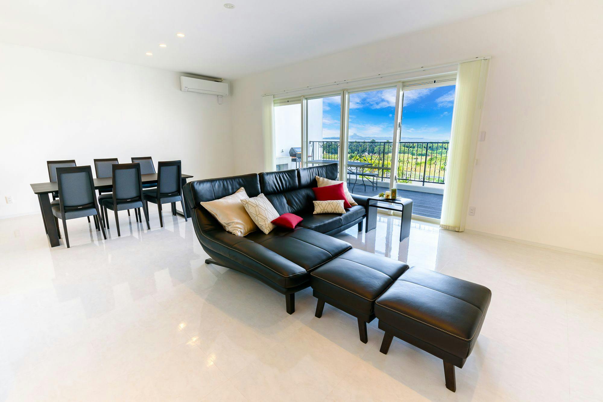 Jacuzzi Terrace Okinawa IMS