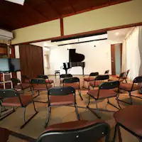 *【บ้านแยก・บ้านโบราณ】ห้องโถงเพดานสูง