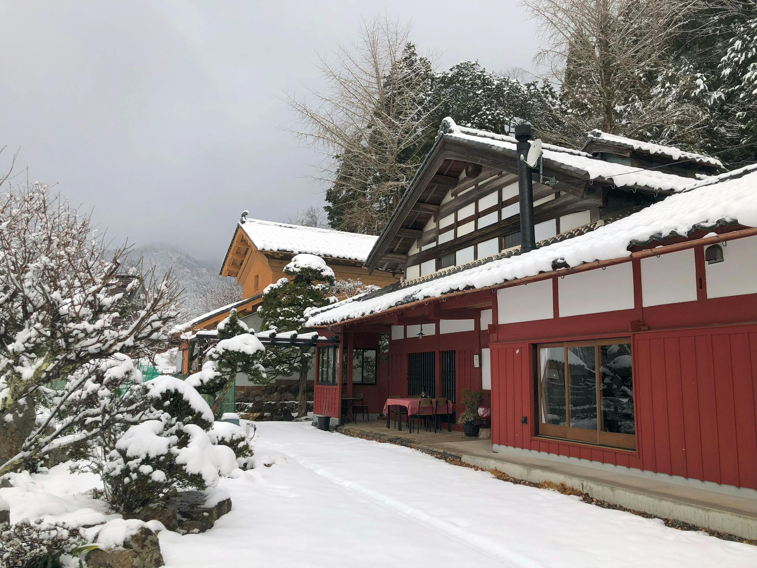 古民家の宿「こはる」