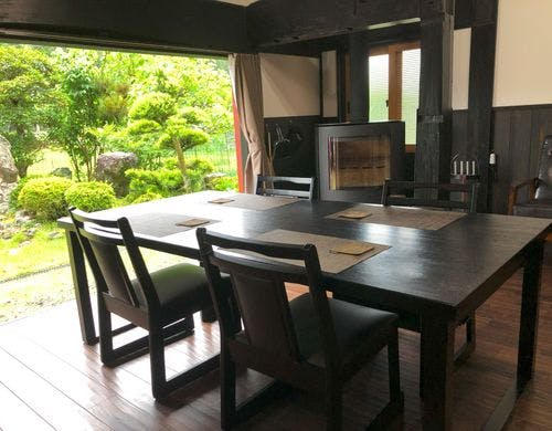 古民家の宿「こはる」ダイニング