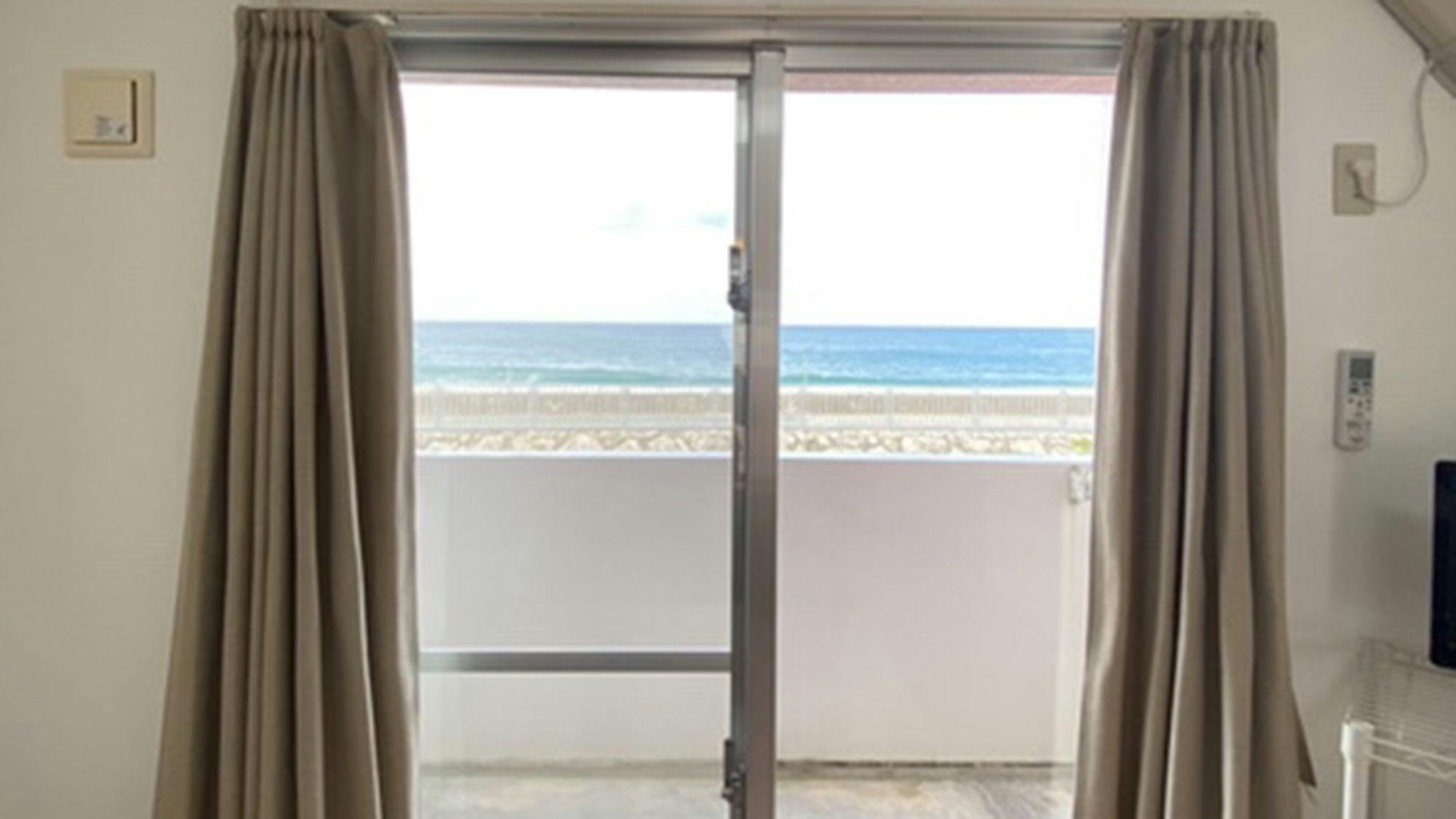 Lagoon Palace