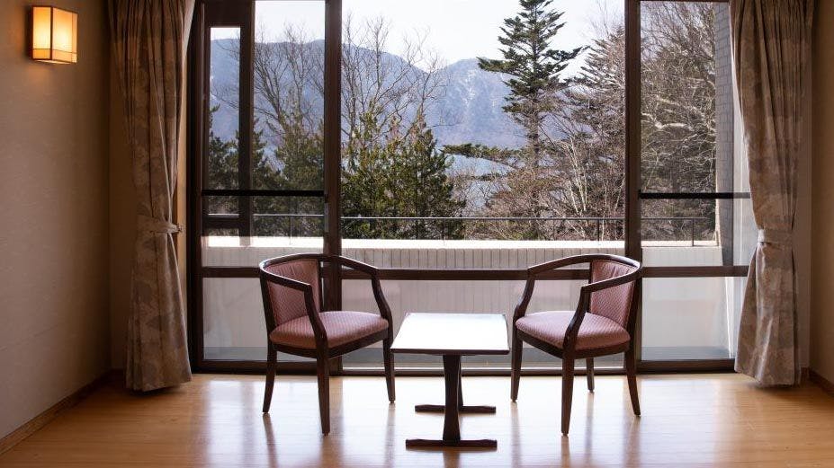 Lakeside Nikko