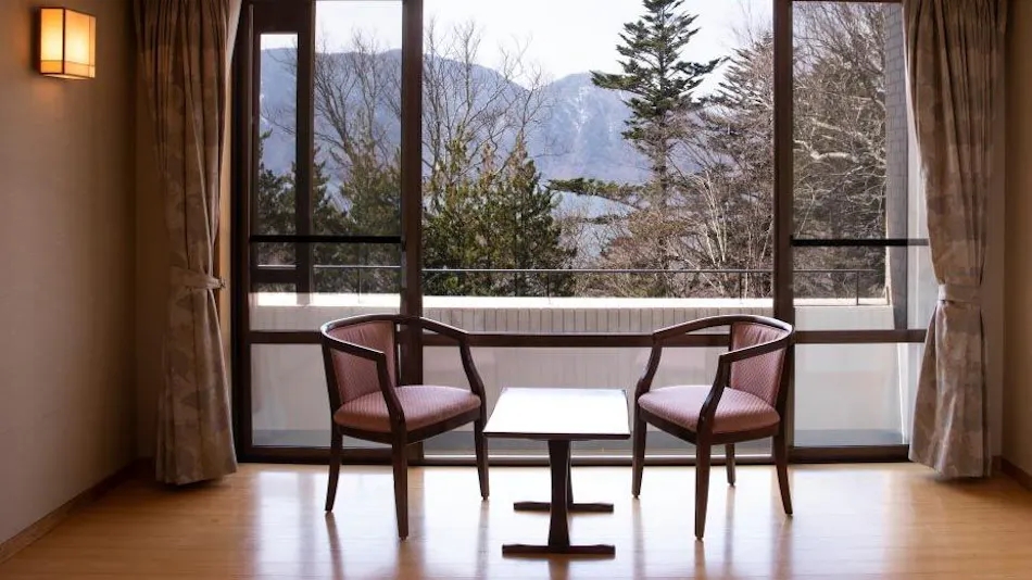 Lakeside Nikko