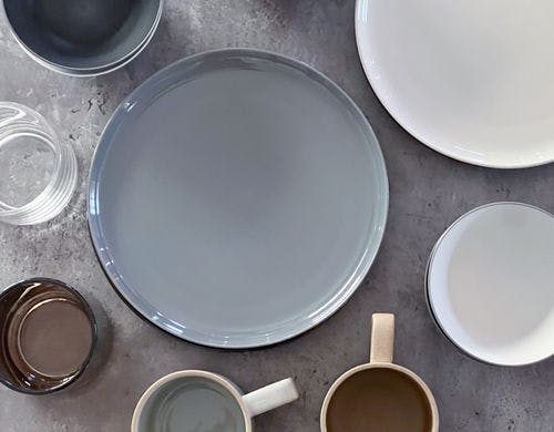 リビングルーム　ダイニングテーブル