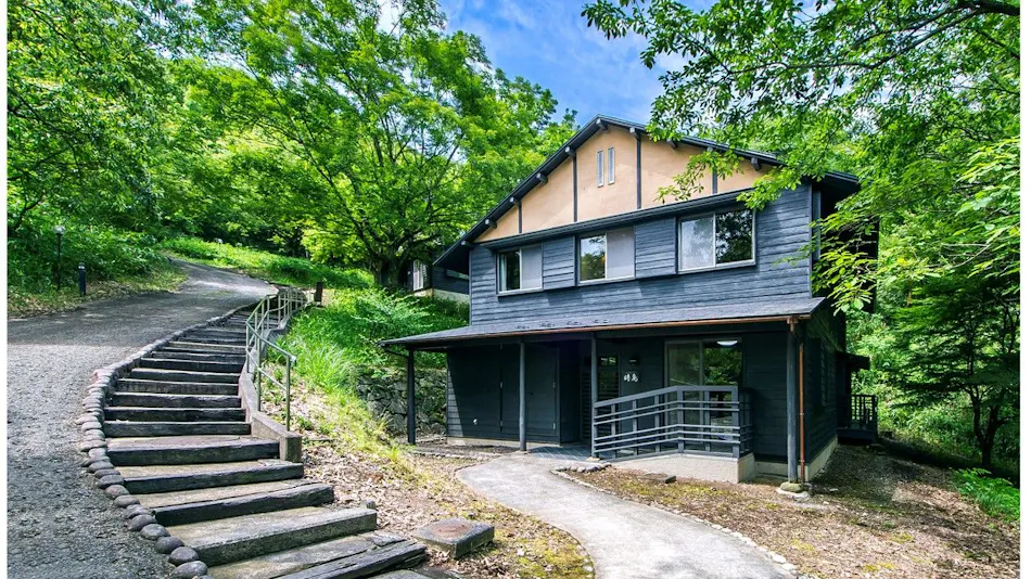 Hyogo Prefectural Tajima Longevity Village Accommodation Building Yume Lodge