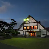 Pemandangan Hotel - Versi senja