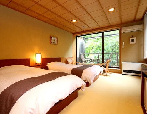 ツインルーム　バス・トイレ付