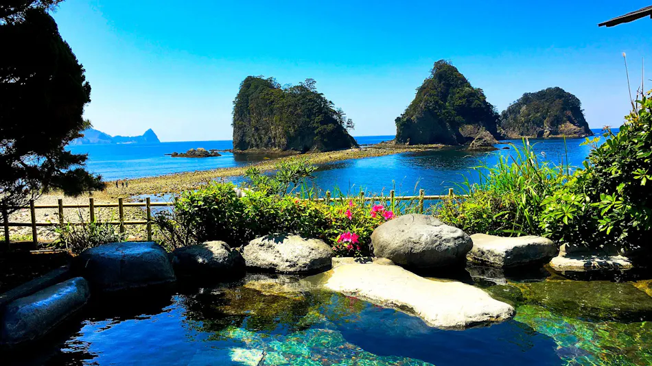 Dogashima Onsen Hotel: The Only Inn with Its Own Natural Hot Spring in Dogashima