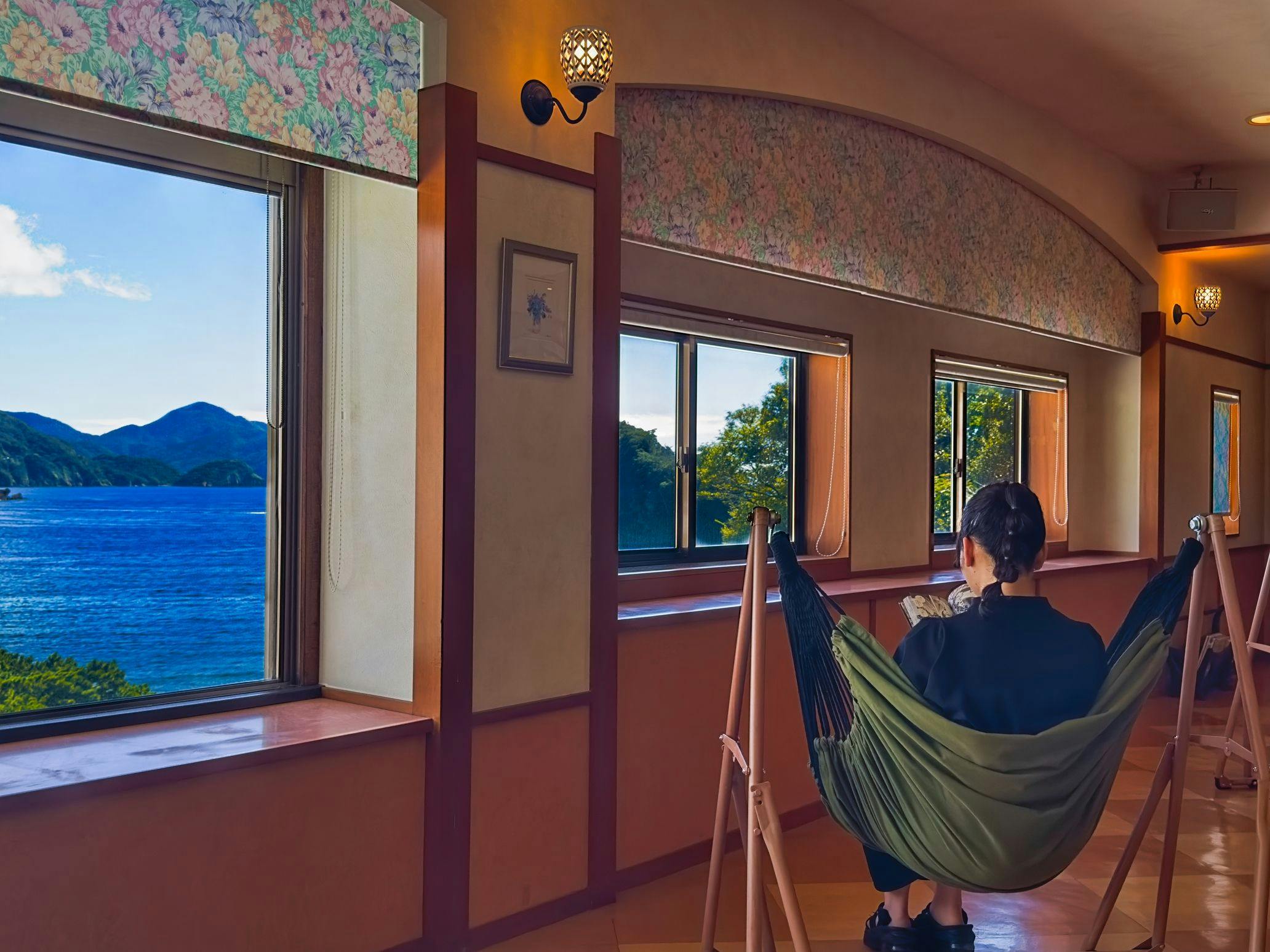 Dogashima Onsen Hotel: The Only Inn with Its Own Natural Hot Spring in Dogashima