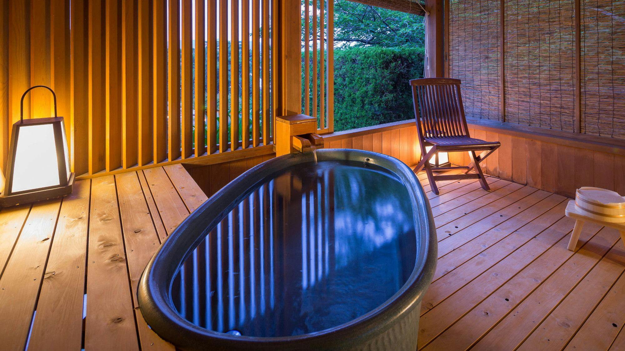 Dogashima Onsen Hotel: The Only Inn with Its Own Natural Hot Spring in Dogashima