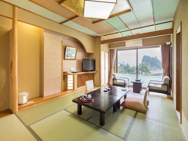 Dogashima Onsen Hotel: The Only Inn with Its Own Natural Hot Spring in Dogashima