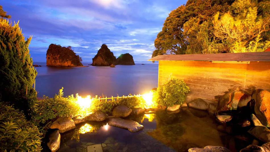 Dogashima Onsen Hotel: The Only Inn with Its Own Natural Hot Spring in Dogashima