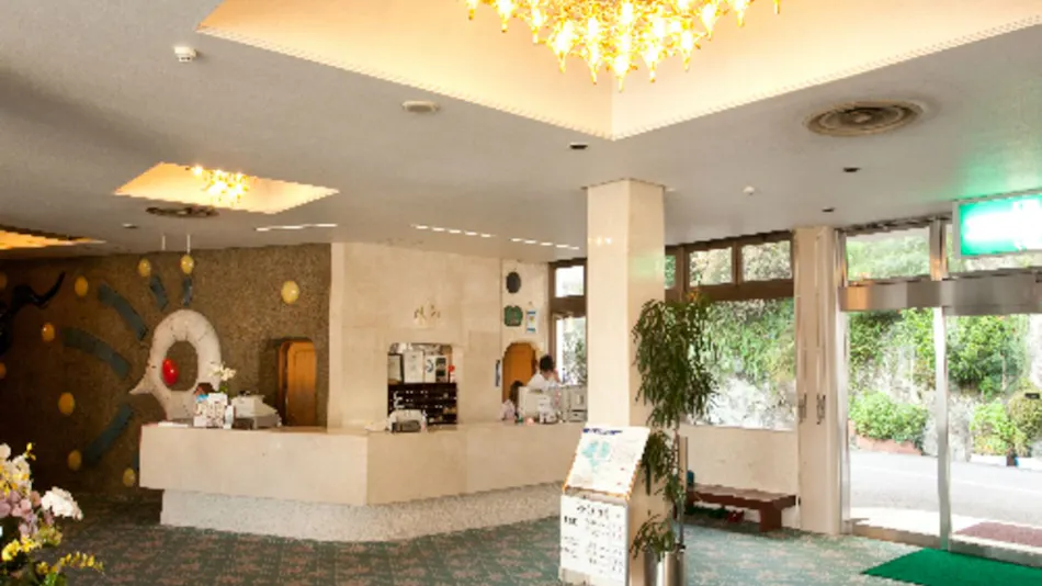 Dogashima Onsen Hotel: The Only Inn with Its Own Natural Hot Spring in Dogashima
