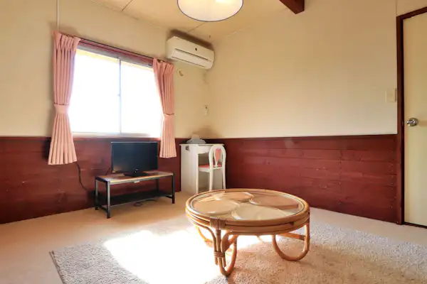 Kamar Keluarga Gaya Barat di Tengah Hutan <dengan UB> (4)